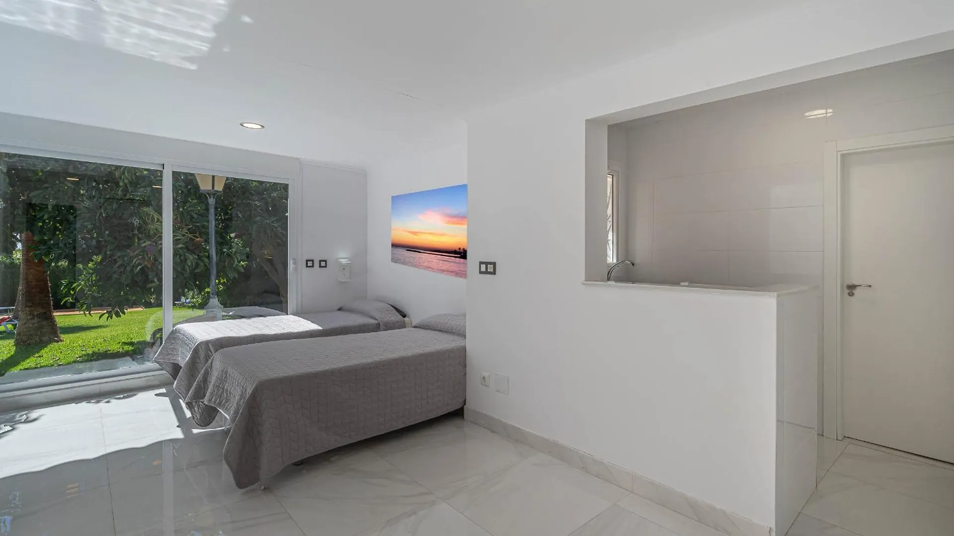 Marbella Villa Oasis: Beachside Retreat with Heated Pool & Games 0*,  Spain